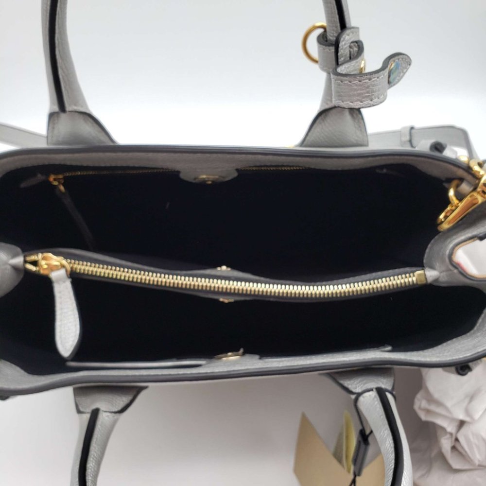 100% Authentic Burberry Banner Shoulder Bag - Picture 7 of 13